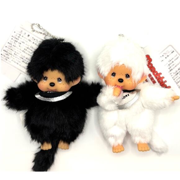 New Authentic Sekiguchi Set of 2 Monchhichi, Black and White, Plush Keychain - Picture 1 of 3